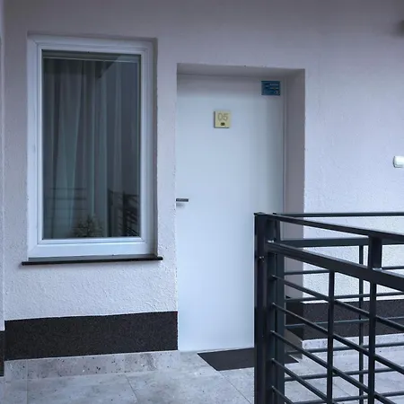 Гостевой дом Ms Pro W Dzwirzynie *