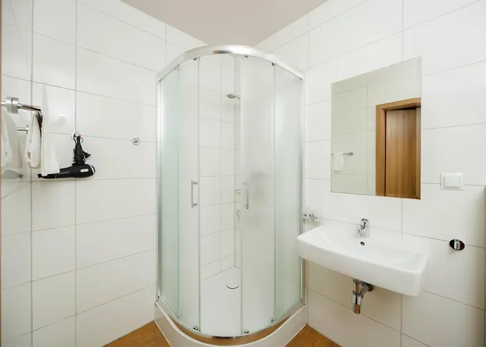 Ms Pro W Dzwirzynie Pensión Dźwirzyno